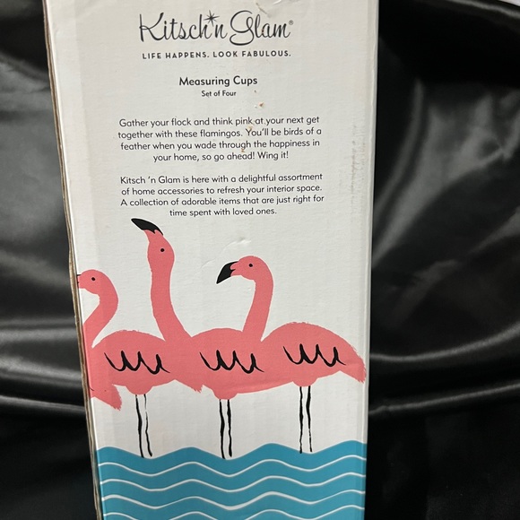 Kitsch n Glam Flamingo Measuring Cups - Picture 3 of 5